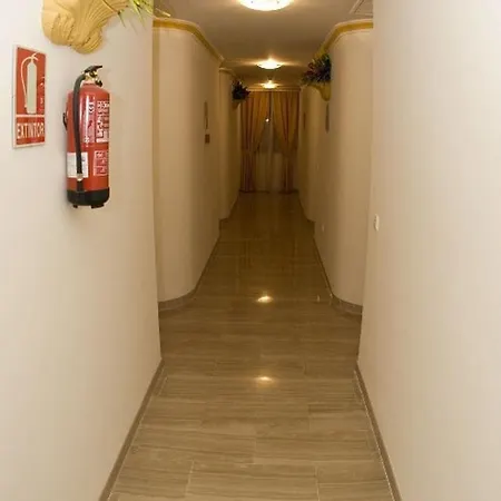 Hotel Girasoles 2*