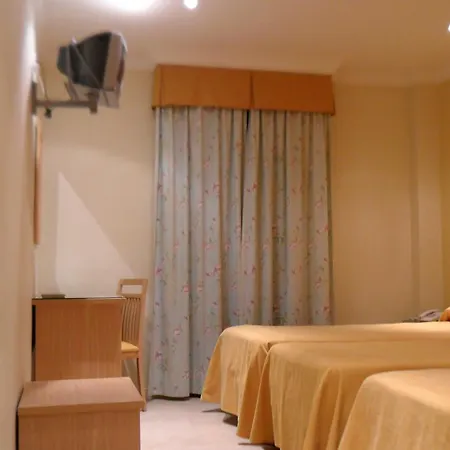 Hotel Girasoles 2*